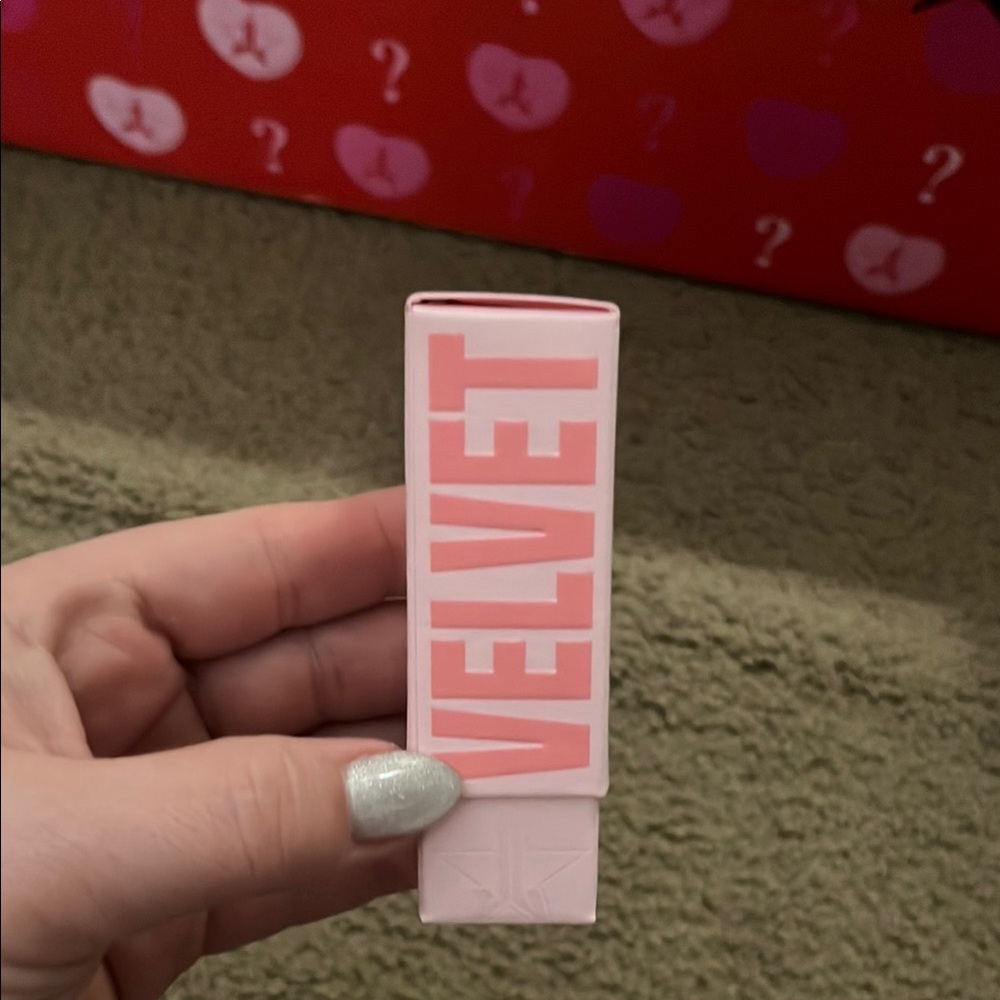 Jeffree Star Velvet Lipstick Celebrity Skin
